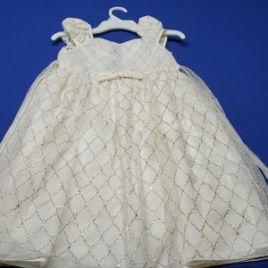 Girl's Dress